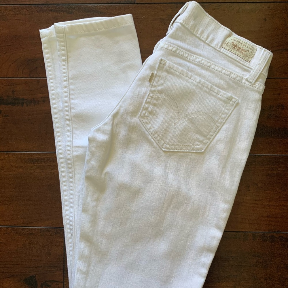 Levi’s 524 Super Low Jeans